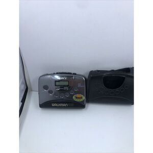 Sony Walkman WM-FX251 FM/AM Player  W/ Leather Case Radio Works,Cassette Doesn’t